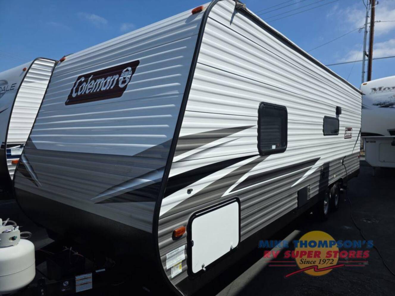 A photo of this 2021 Dutchmen Rv Coleman Lantern LT Series 274BHWE