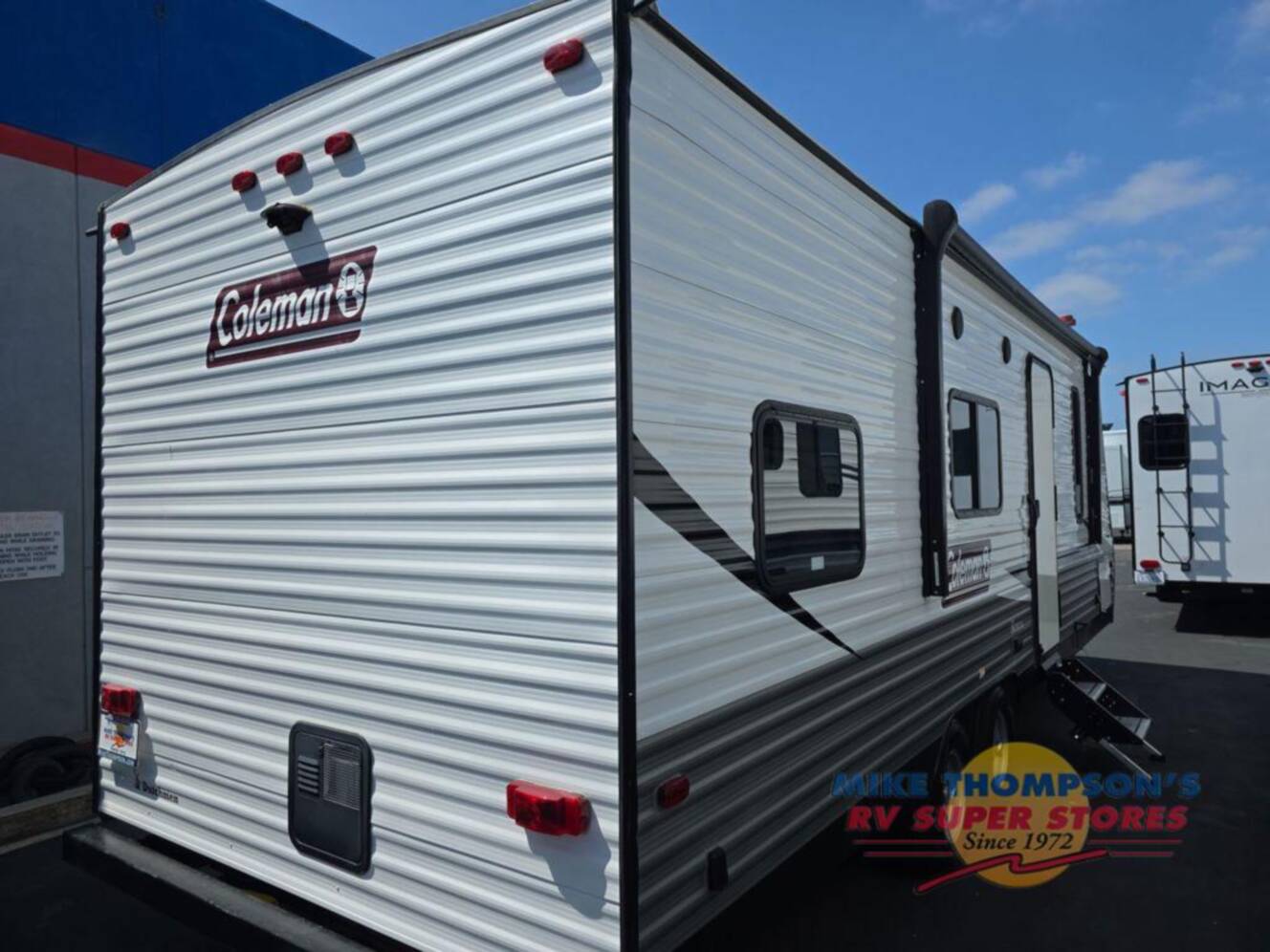 A photo of this 2021 Dutchmen Rv Coleman Lantern LT Series 274BHWE