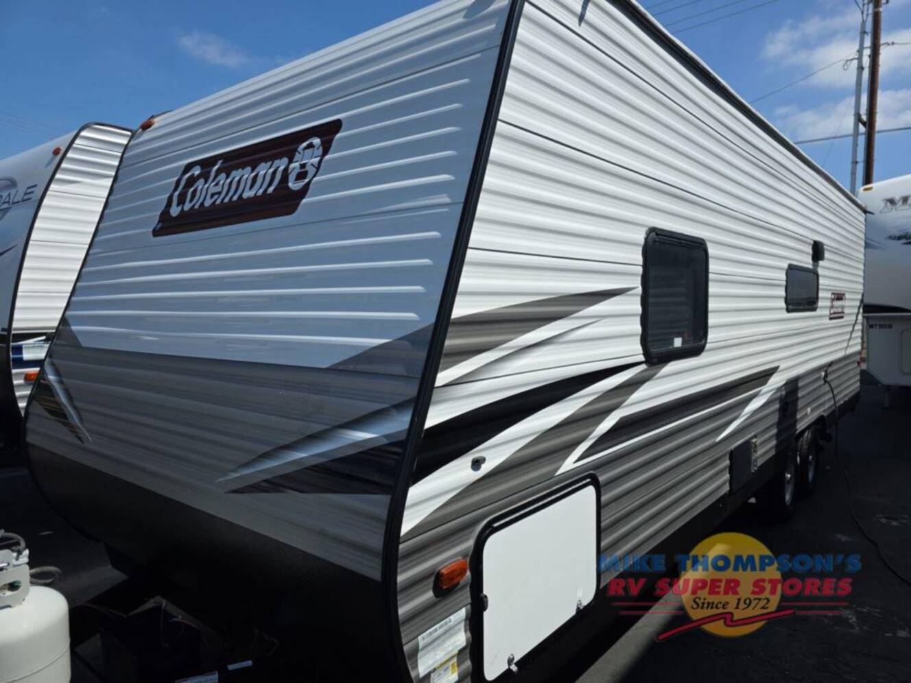 A photo of this 2021 Dutchmen Rv Coleman Lantern LT Series 274BHWE
