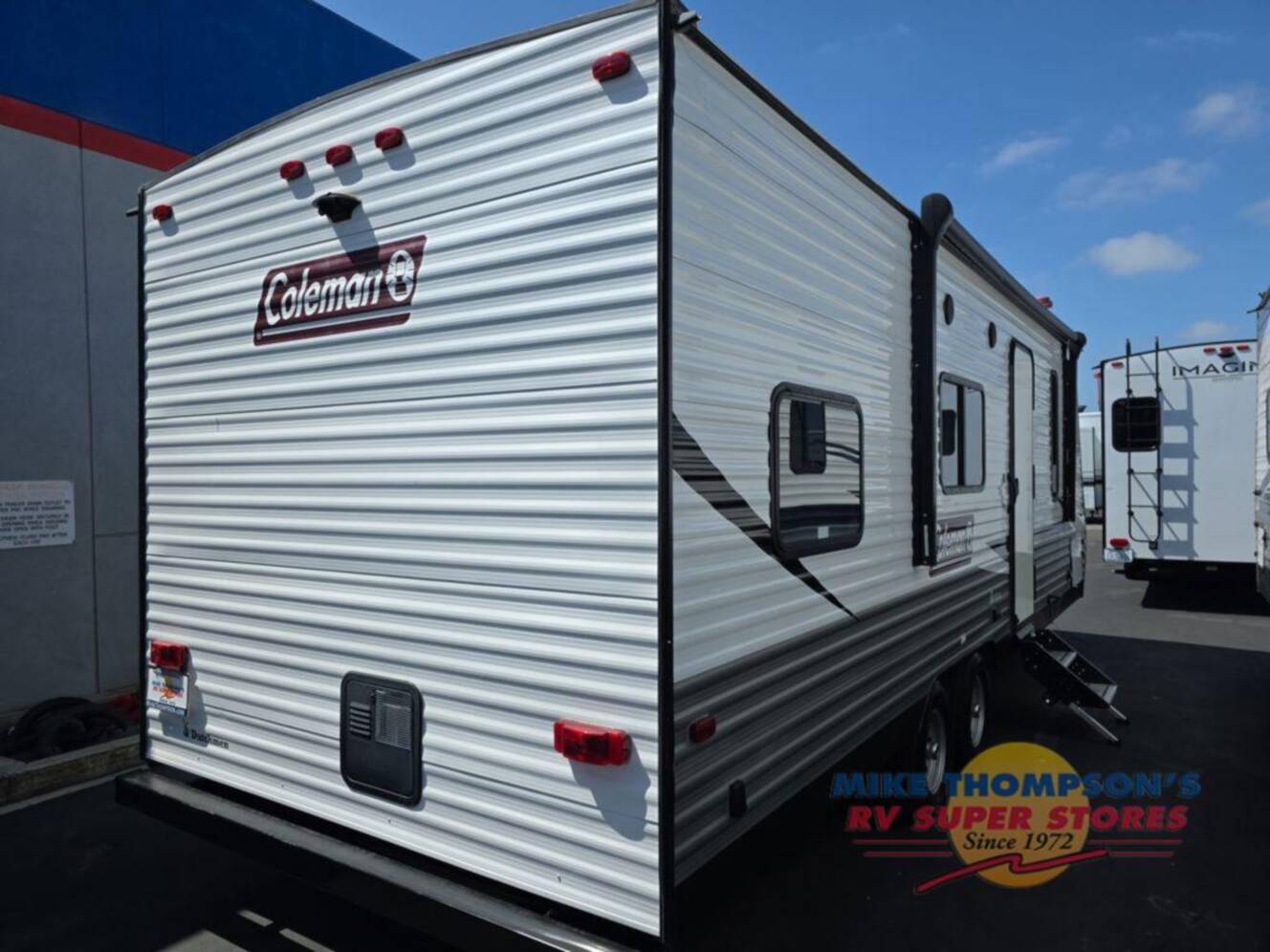 A photo of this 2021 Dutchmen Rv Coleman Lantern LT Series 274BHWE