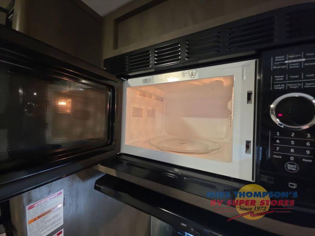 A photo of this 2021 Dutchmen Rv Coleman Lantern LT Series 274BHWE