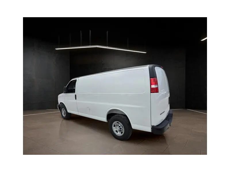2026 CHEVROLET EXPRESS