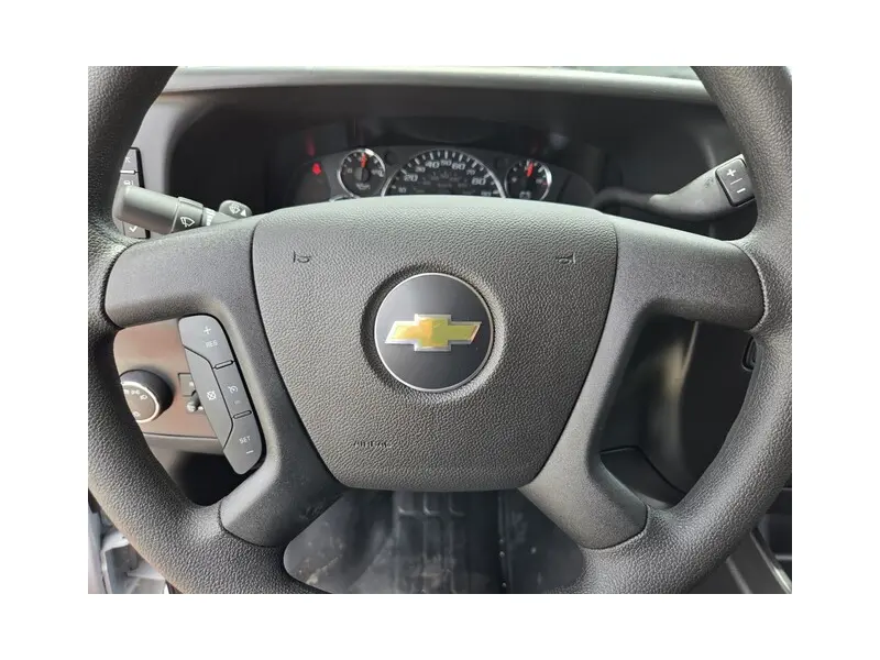 2026 CHEVROLET EXPRESS