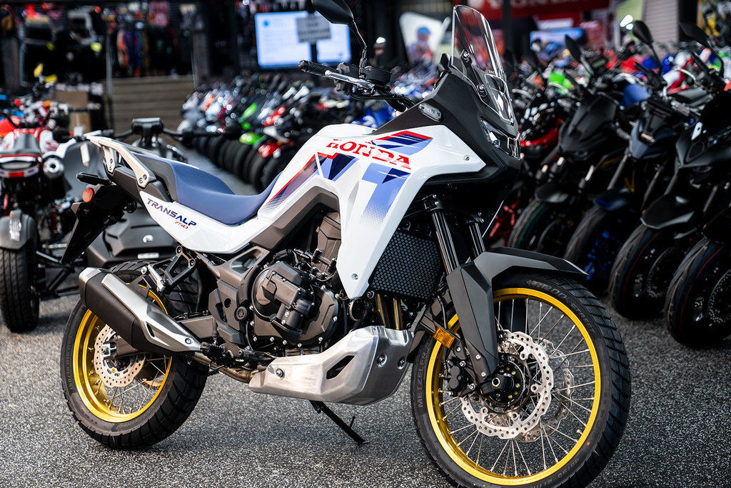 2026 Honda® Transalp E-Clutch E-CLUTCH in Upper Darby, PA