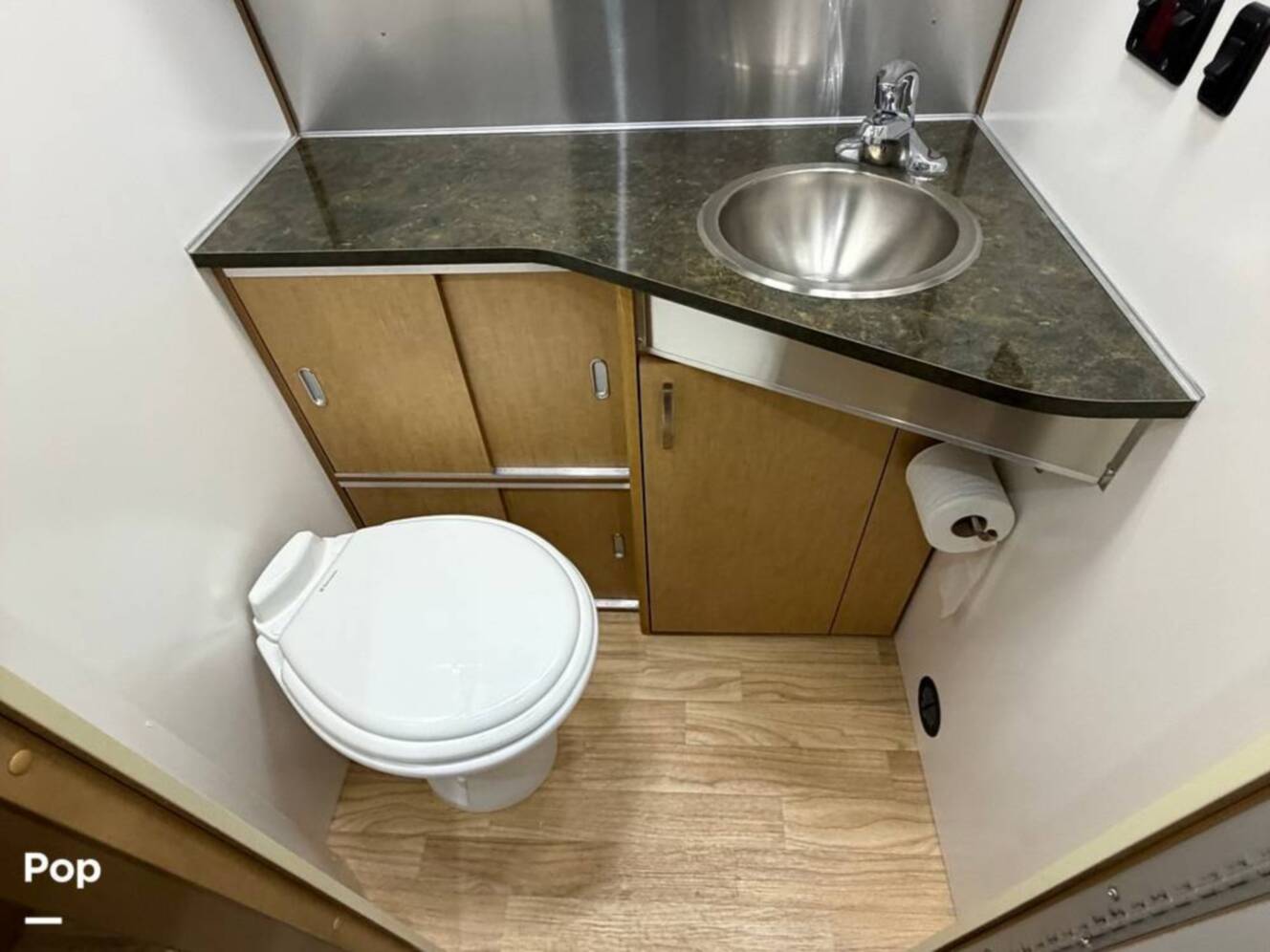 A photo of this 2016 Airstream Flying Cloud 25FB