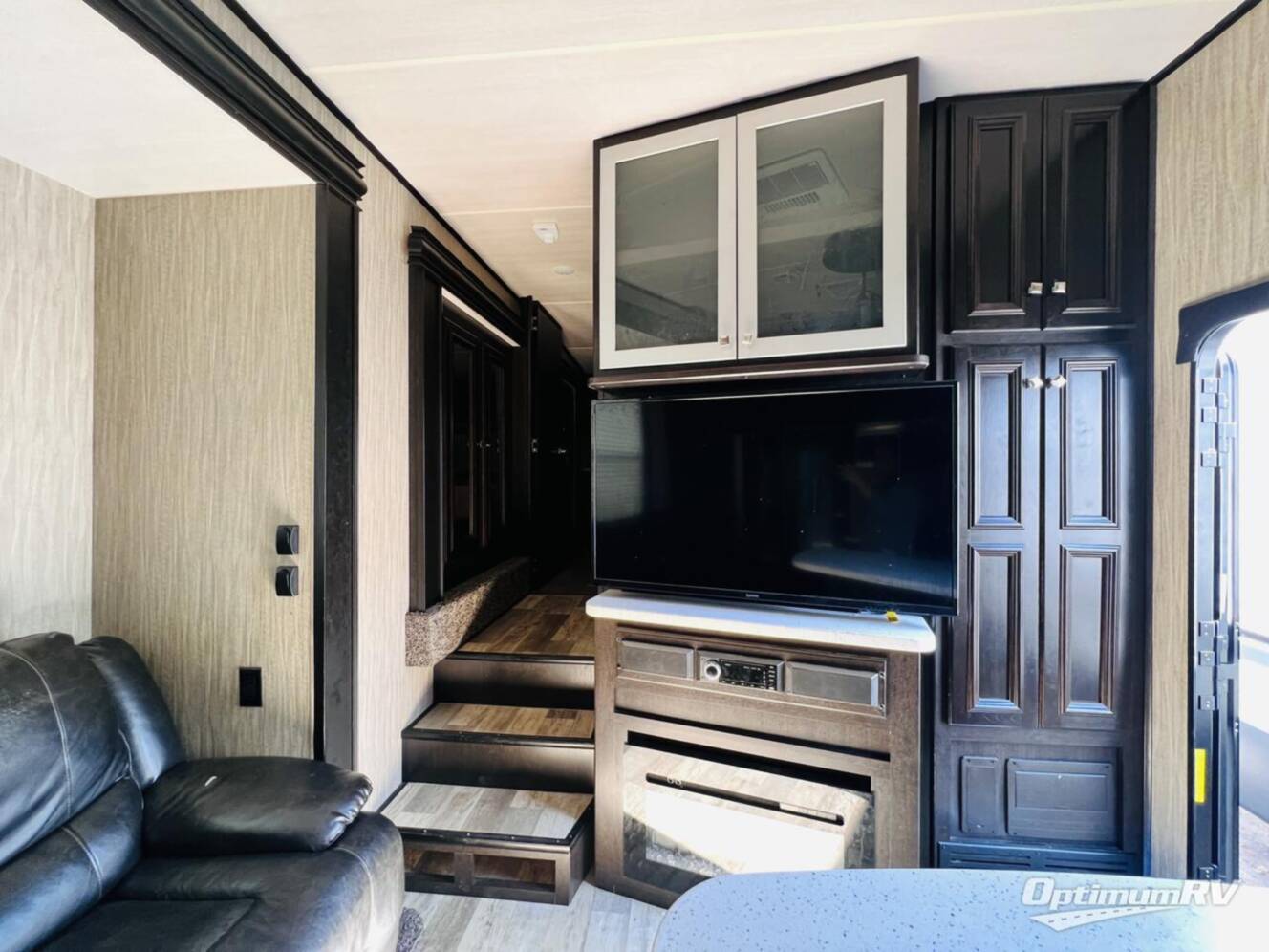 A photo of this 2019 Heartland Road Warrior 387