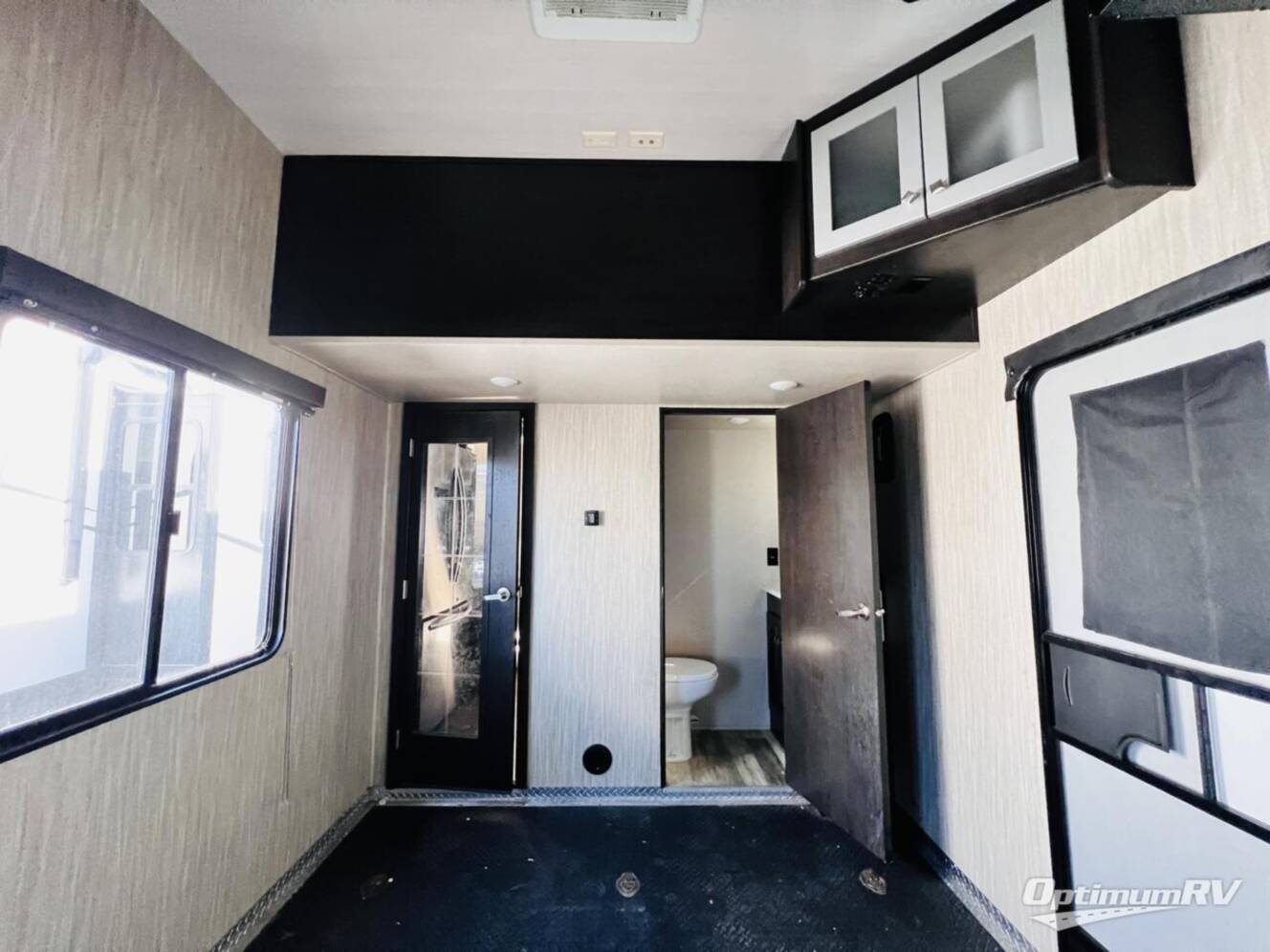 A photo of this 2019 Heartland Road Warrior 387
