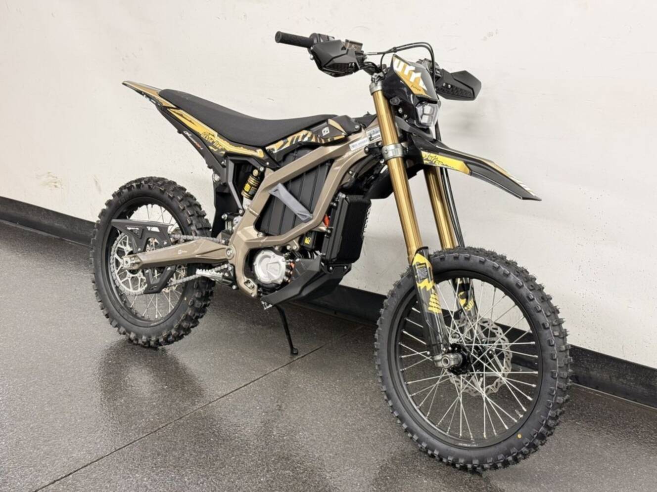 A photo of this 2025 Sur-Ron Ultra bee HP
