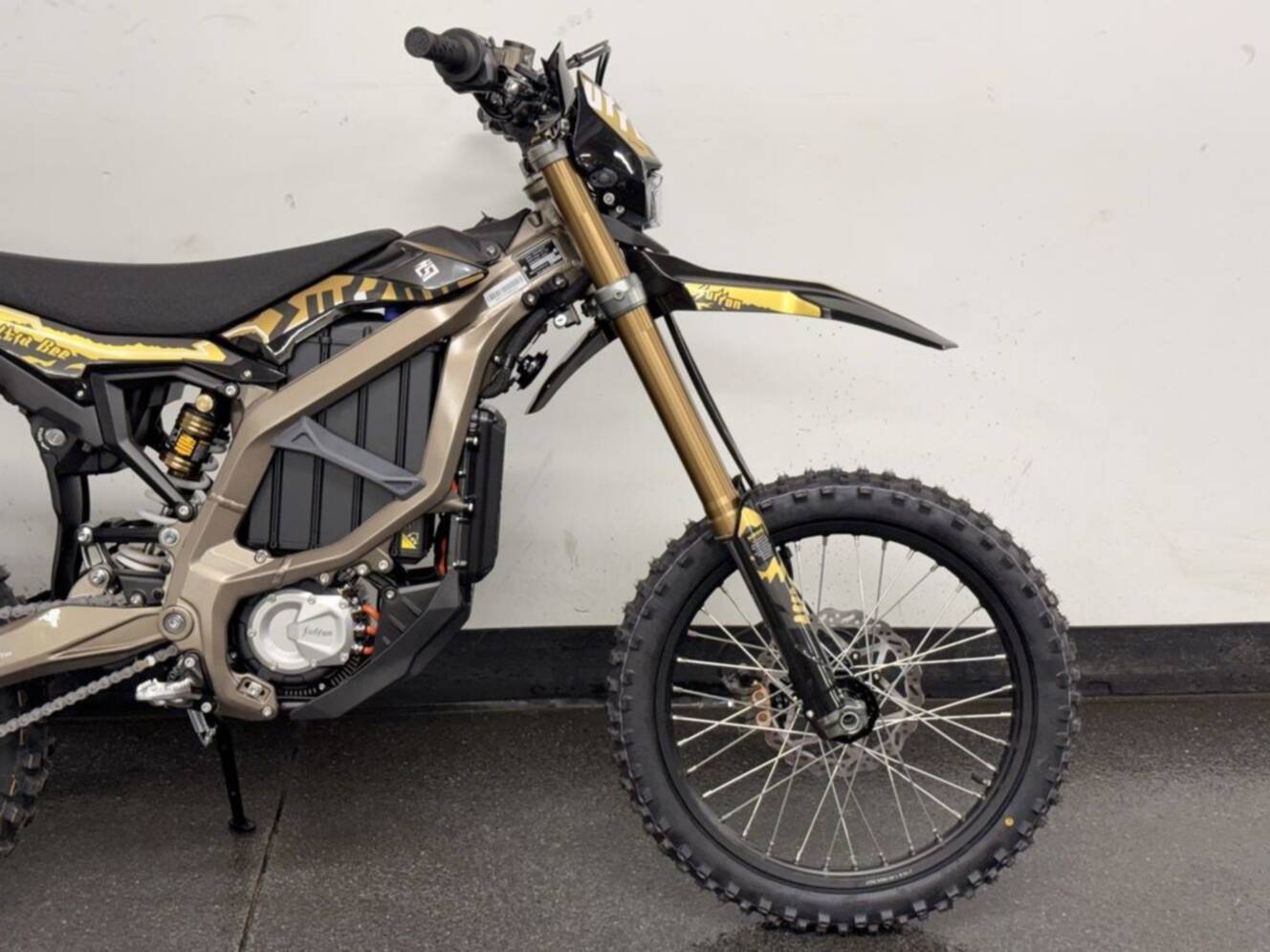 A photo of this 2025 Sur-Ron Ultra bee HP
