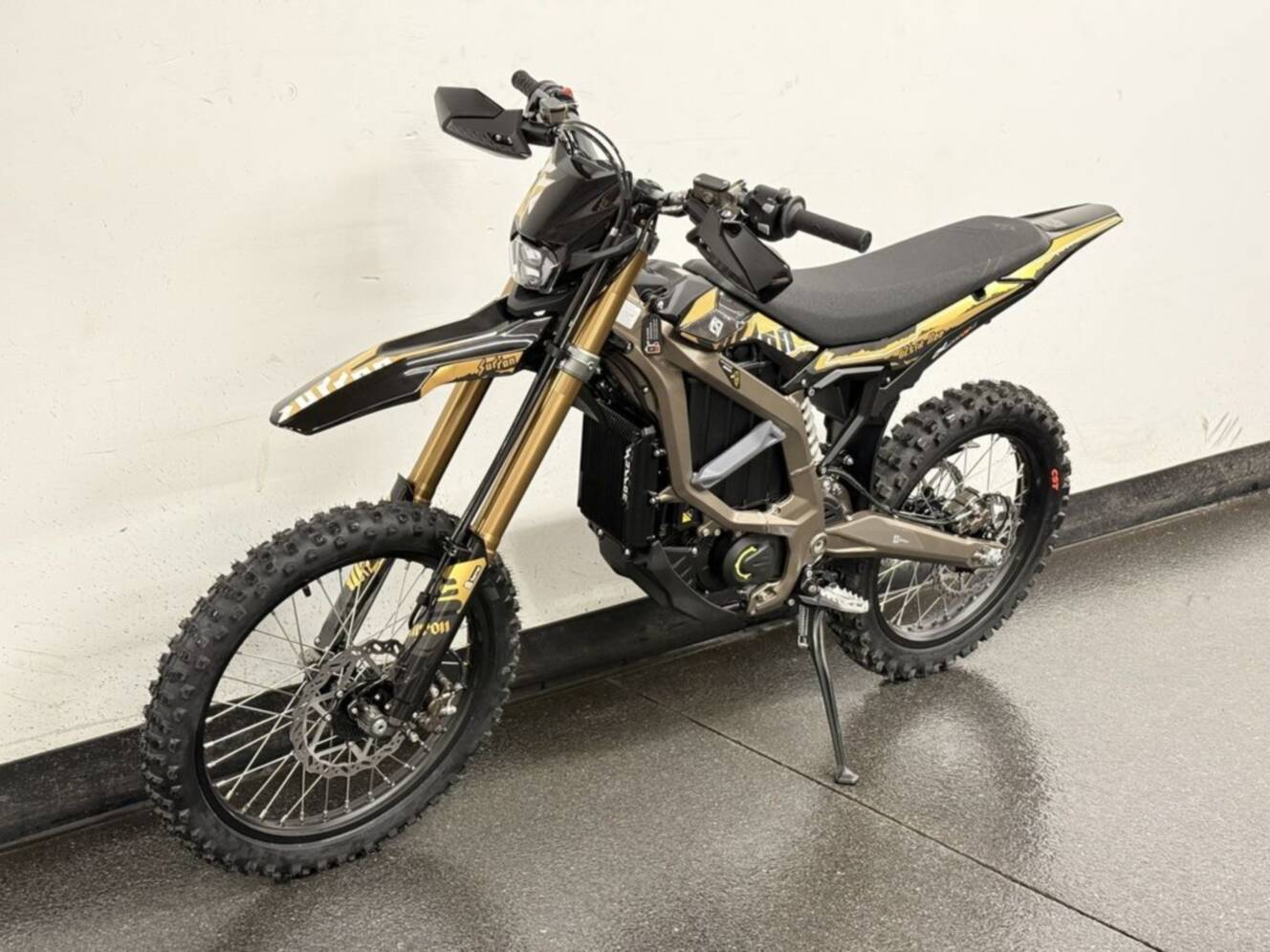 A photo of this 2025 Sur-Ron Ultra bee HP