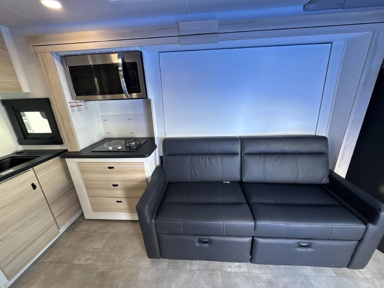 A photo of this 2026 Jayco Melbourne Prestige 25MP