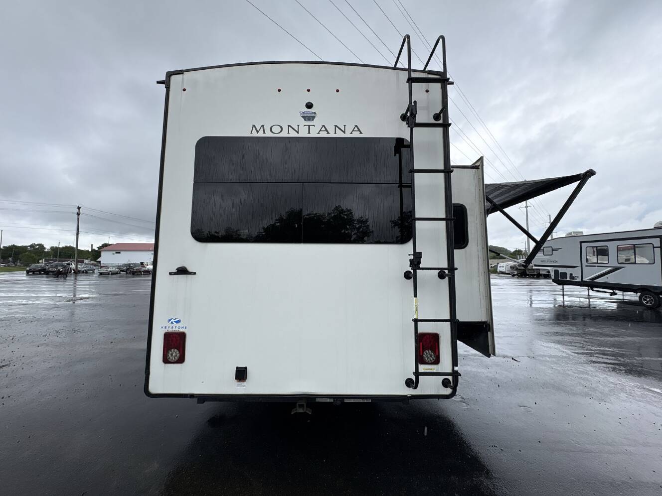 A photo of this 2022 Keystone Keystone MONTANA 3781RL