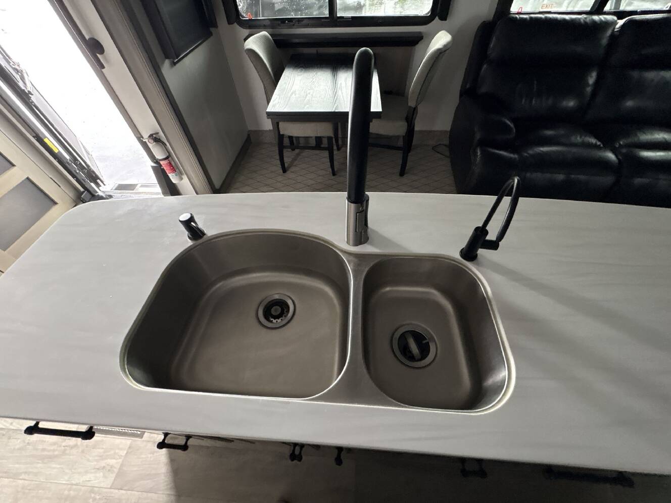 A photo of this 2022 Keystone Keystone MONTANA 3781RL