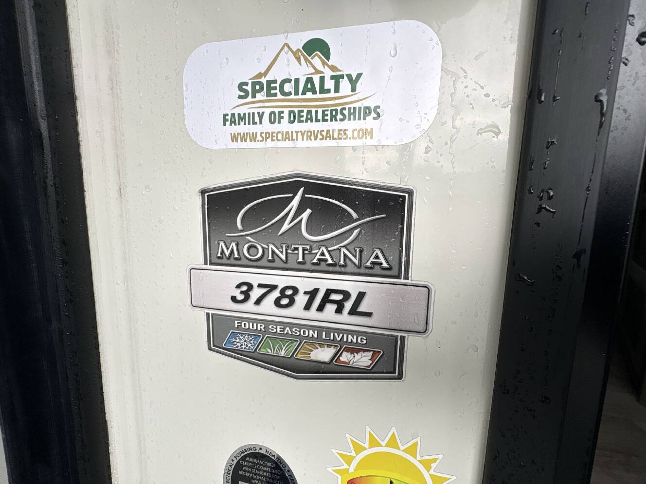 A photo of this 2022 Keystone Keystone MONTANA 3781RL