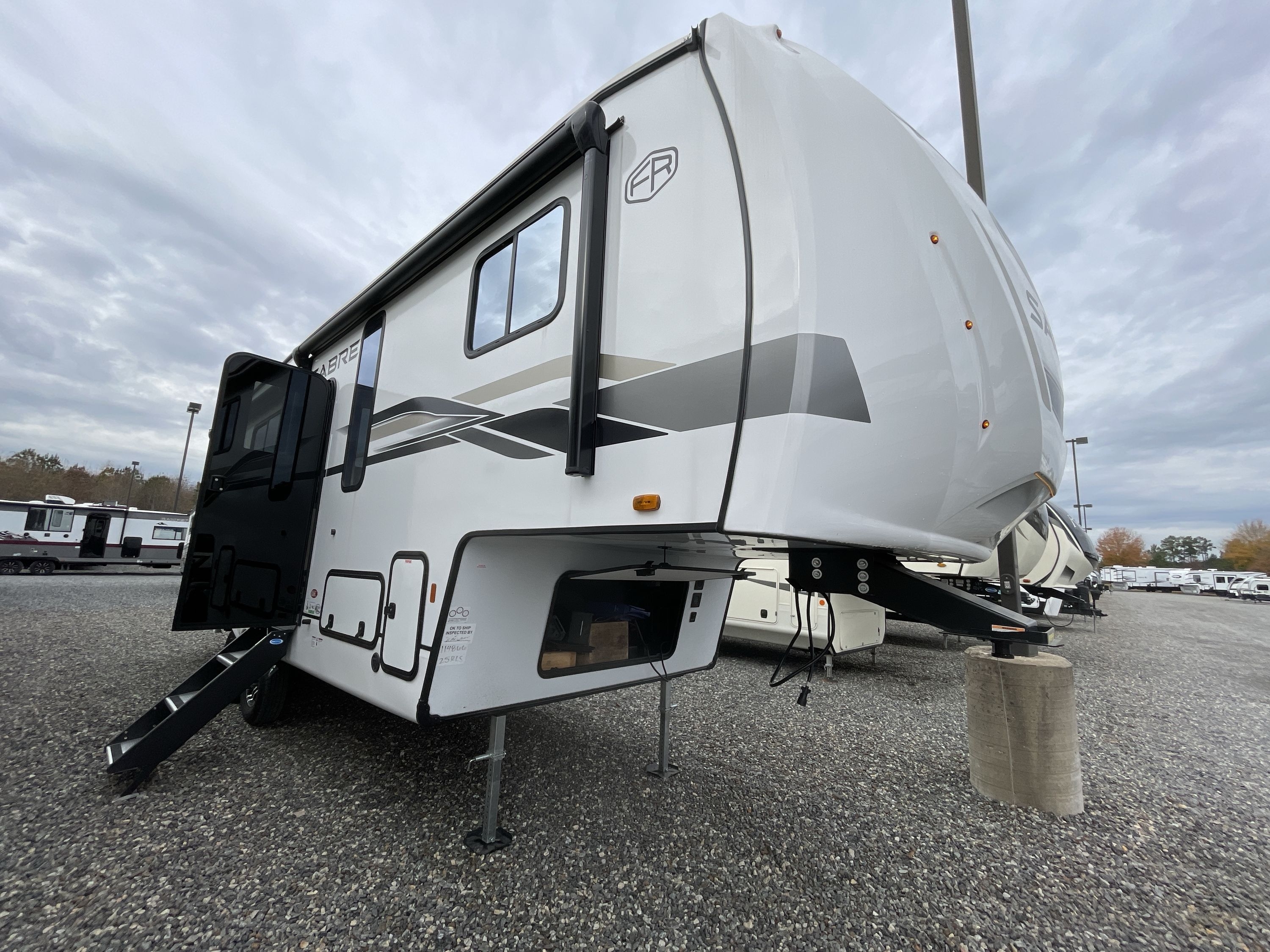 2025 Forest River SABRE 25RLS in ashland VA