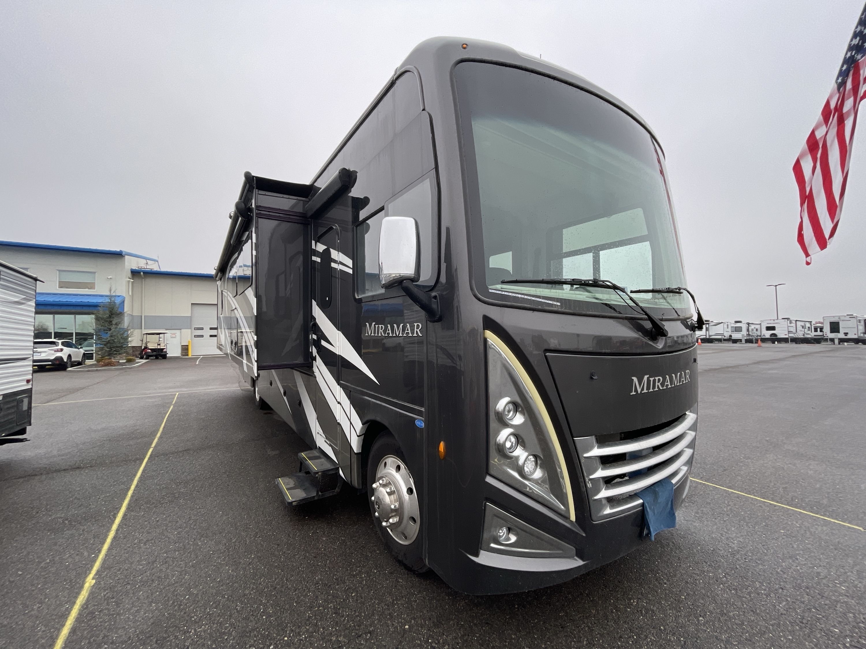 2023 Thor MIRAMAR 35.2 RV