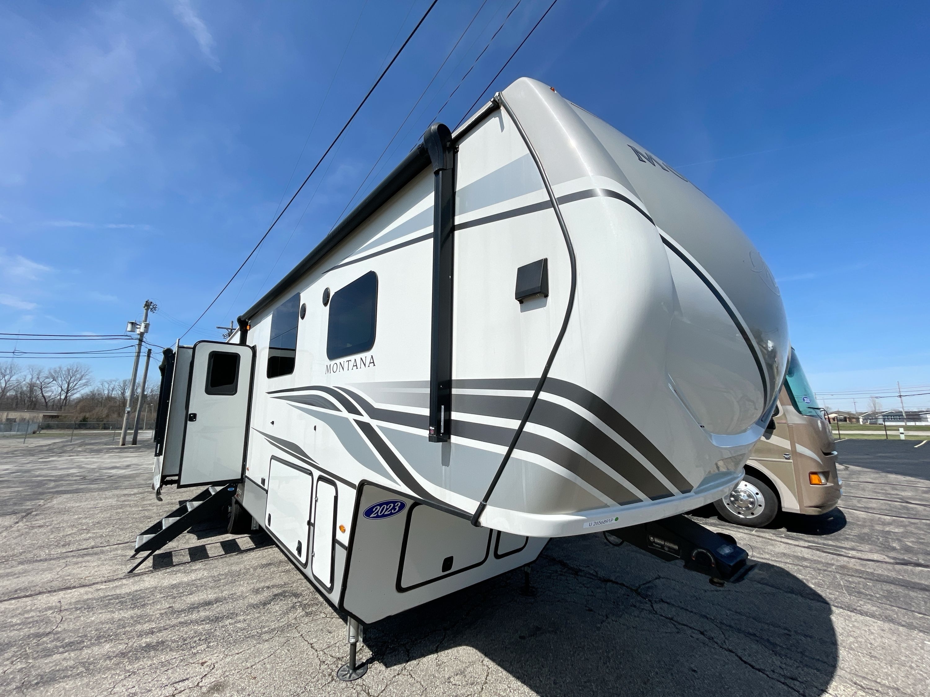 2023 Keystone MONTANA 3231CK in richmond IN