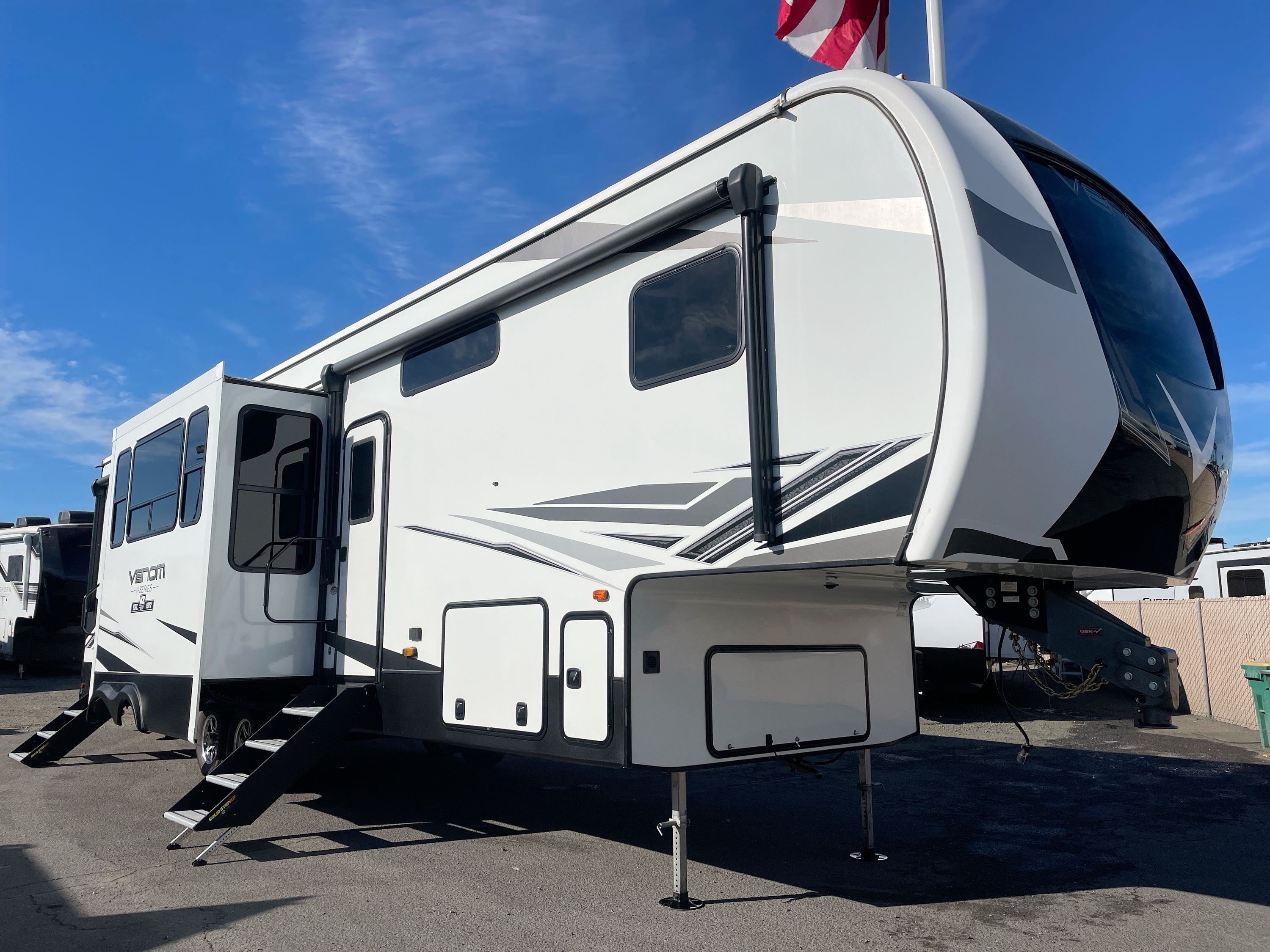 K-Z Venom V Series V3313TK Toy Haulers for sale - RV Trader