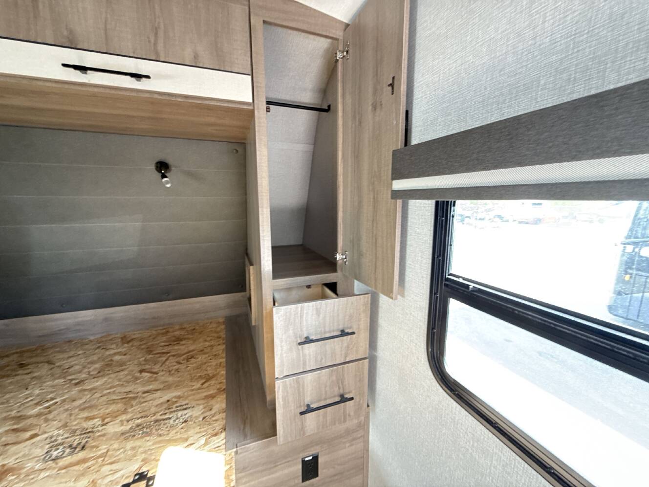 A photo of this 2024 Grand Design IMAGINE 3100RD