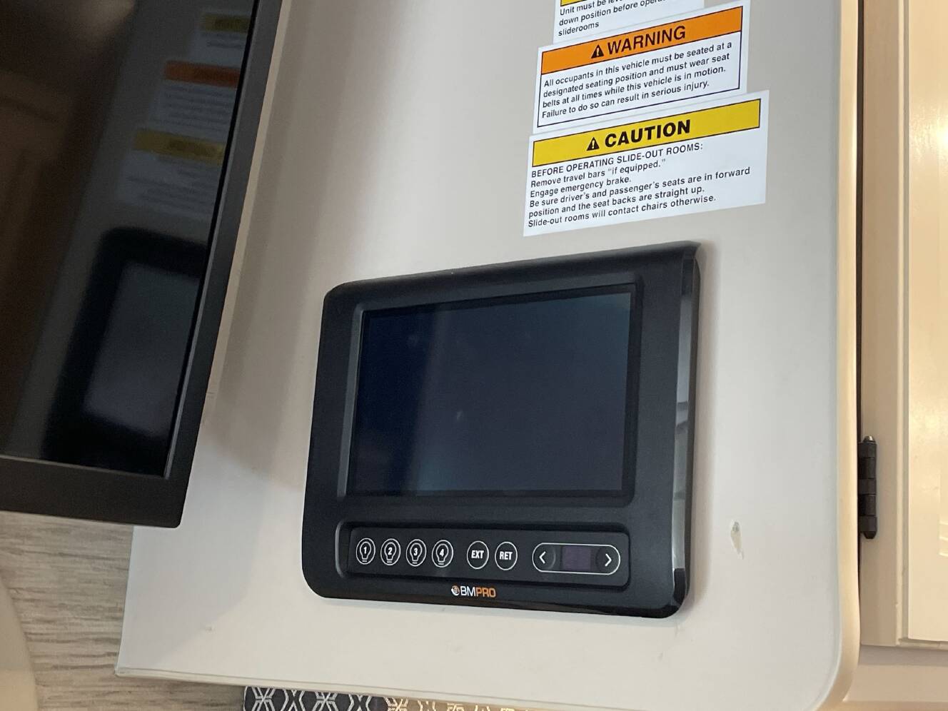 A photo of this 2023 Thor AXIS 24.3