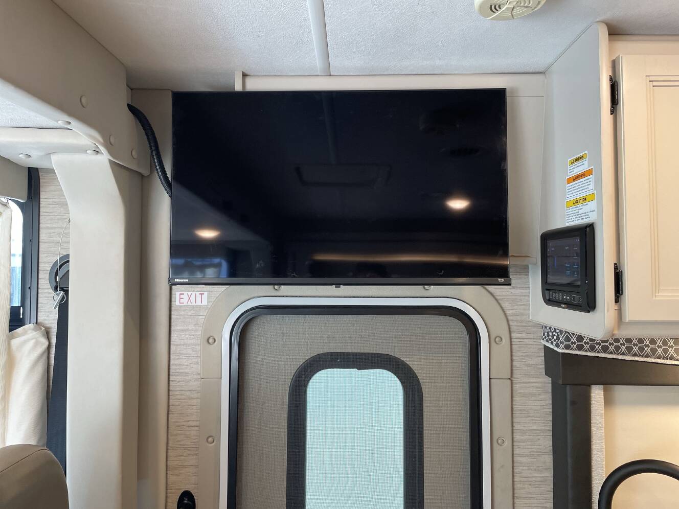 A photo of this 2023 Thor AXIS 24.1
