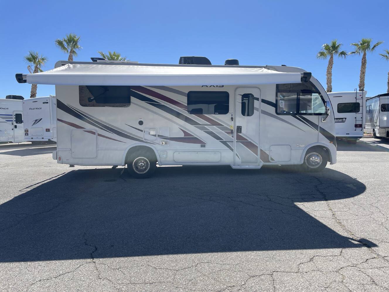 A photo of this 2023 Thor AXIS 24.1
