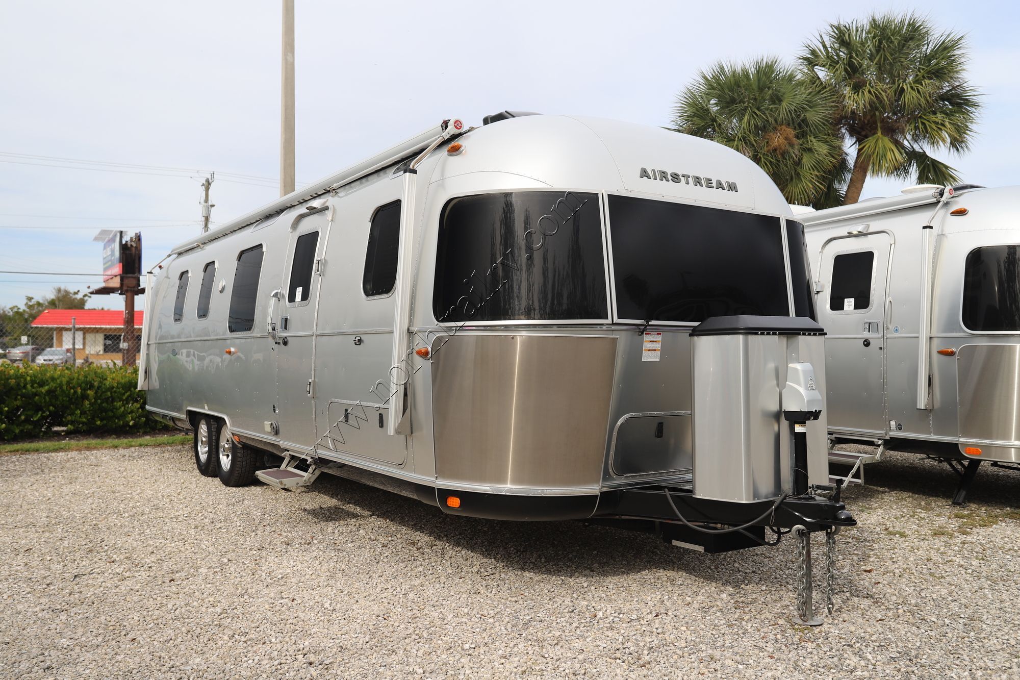 2018 Airstream Classic 33FB in ft. myers FL