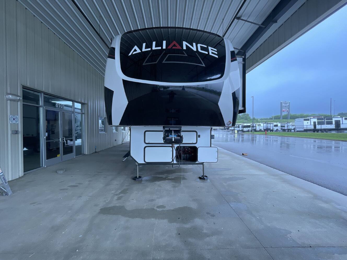 A photo of this 2021 Alliance VALOR 40V13