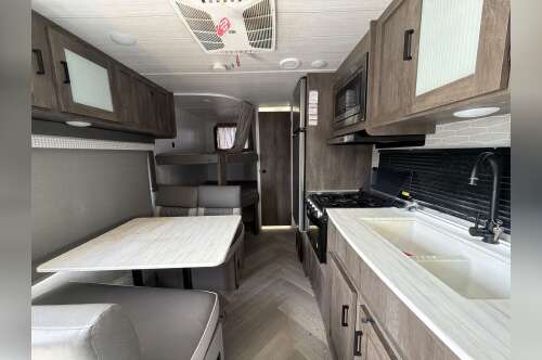 2022 Forest River WILDWOOD X-LITE 261BHXL in bartow FL
