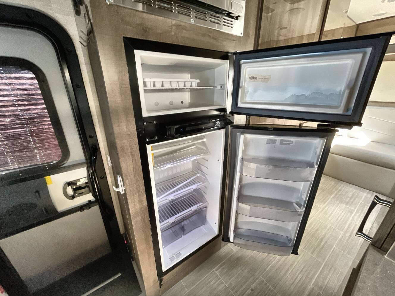 A photo of this 2023 Jayco MELBOURNE PRESTIGE 24RP