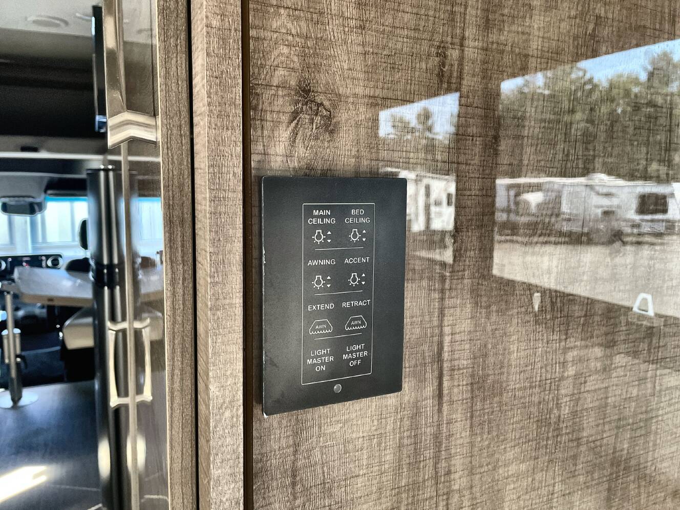 A photo of this 2023 Jayco MELBOURNE PRESTIGE 24RP