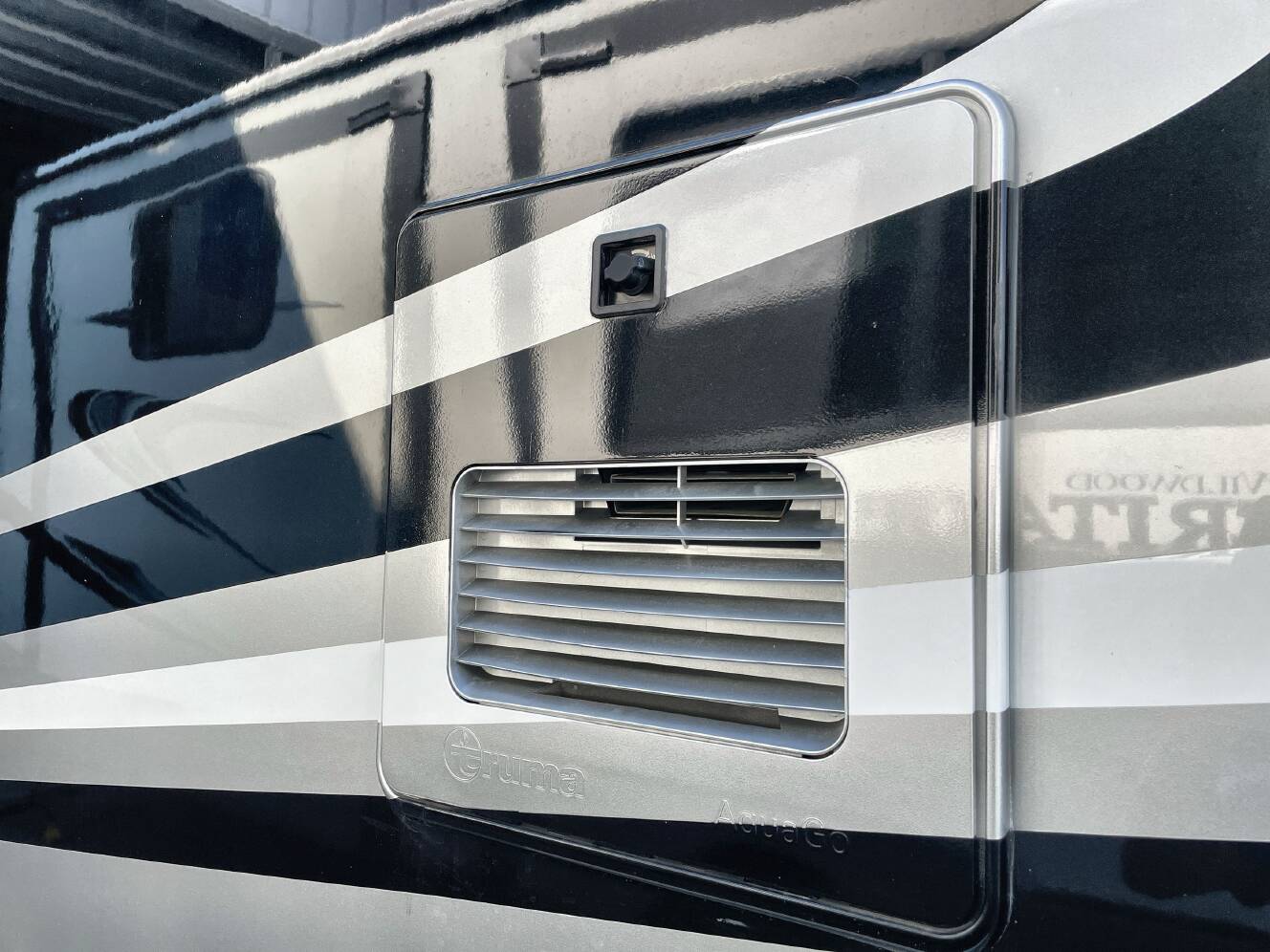 A photo of this 2023 Jayco MELBOURNE PRESTIGE 24RP