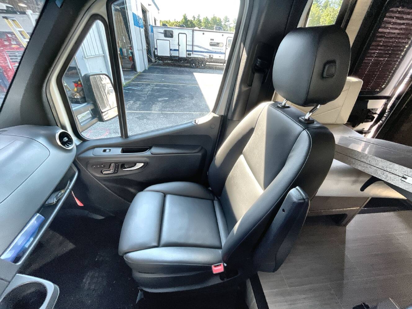 A photo of this 2023 Jayco MELBOURNE PRESTIGE 24RP