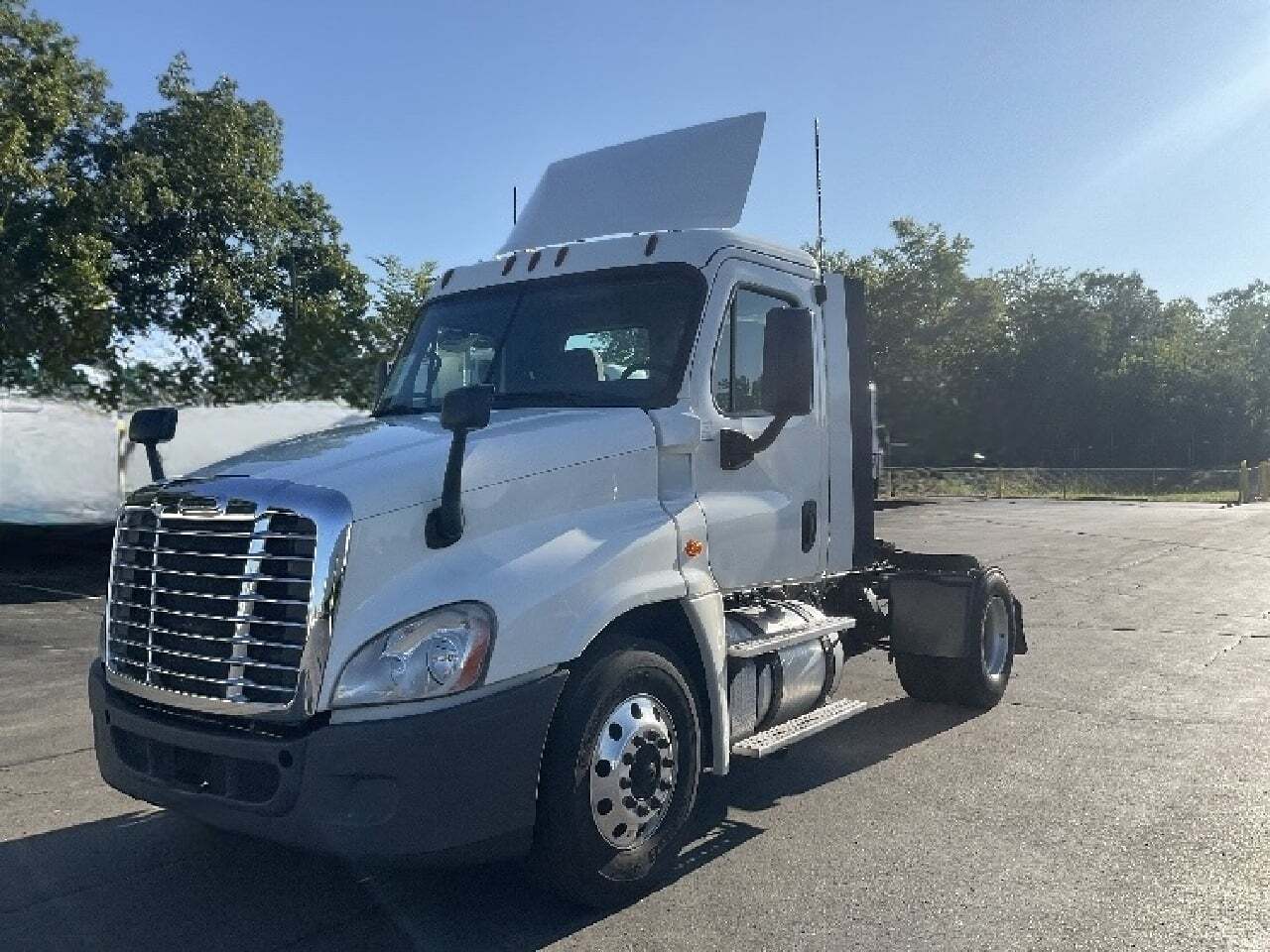 2019 FREIGHTLINER CASCADIA 125 in New Castle, DE