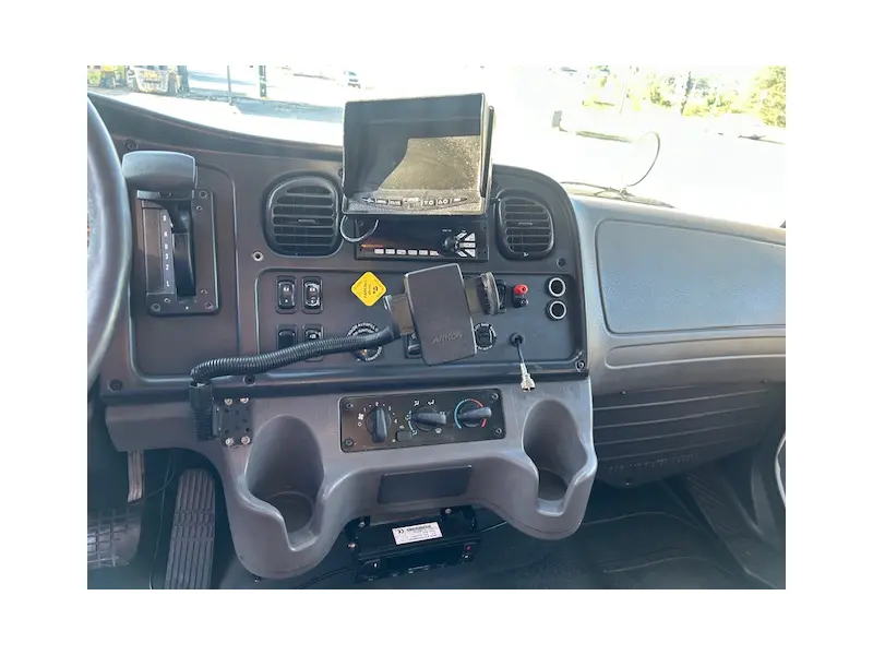 2019 FREIGHTLINER BUSINESS CLASS M2