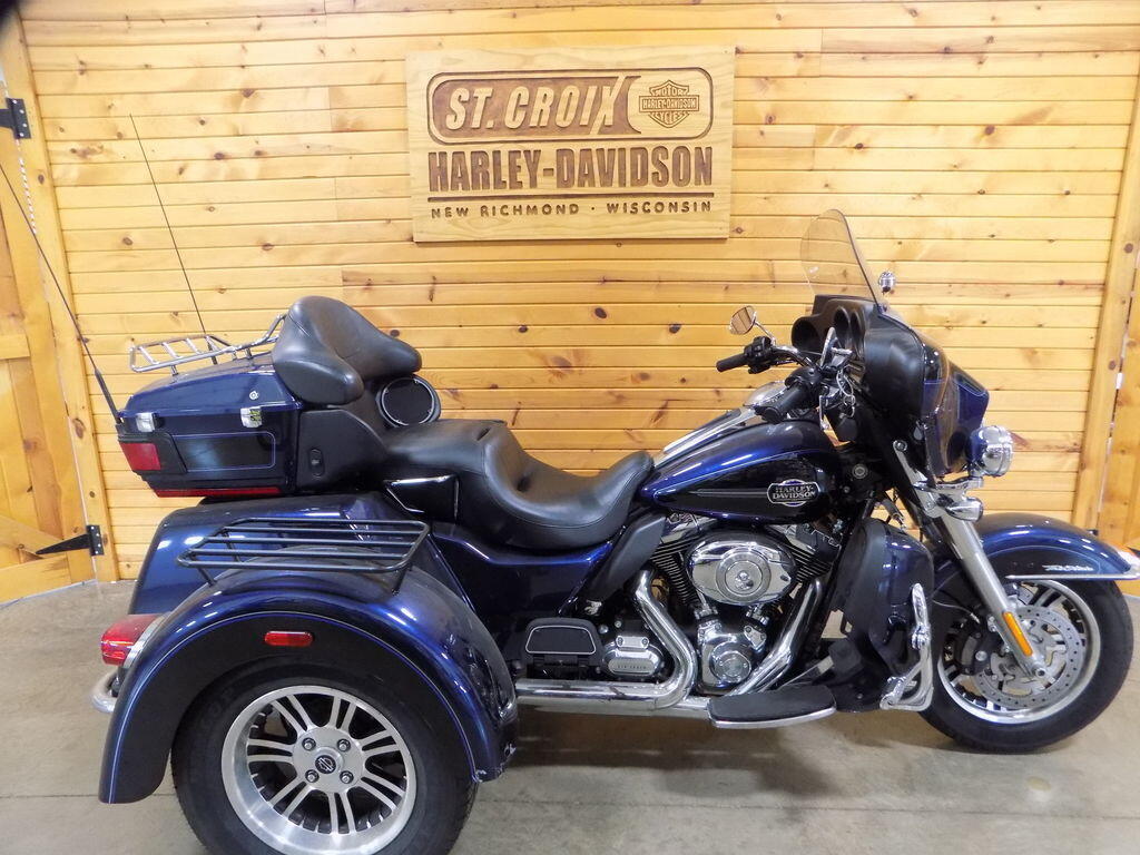 2012 Harley-Davidson Tri Glide Ultra Classic ULTRA CLASSIC in New Richmond, WI