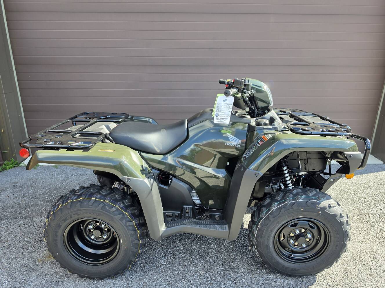 A photo of this 2027 Honda FourTrax Foreman 4x4