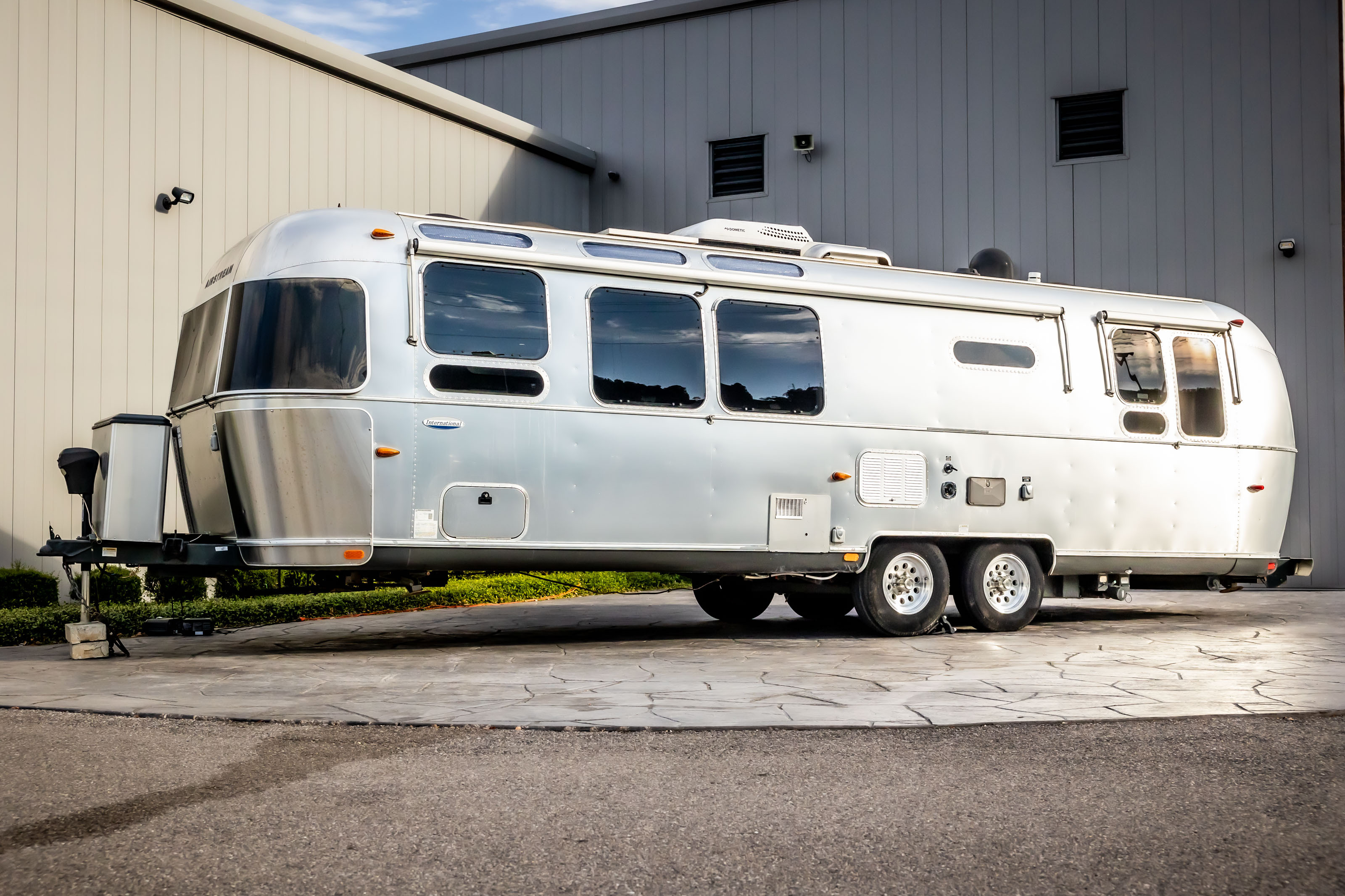 2014 Airstream INTERNATIONAL SIGNATURE SIGNATURE RV