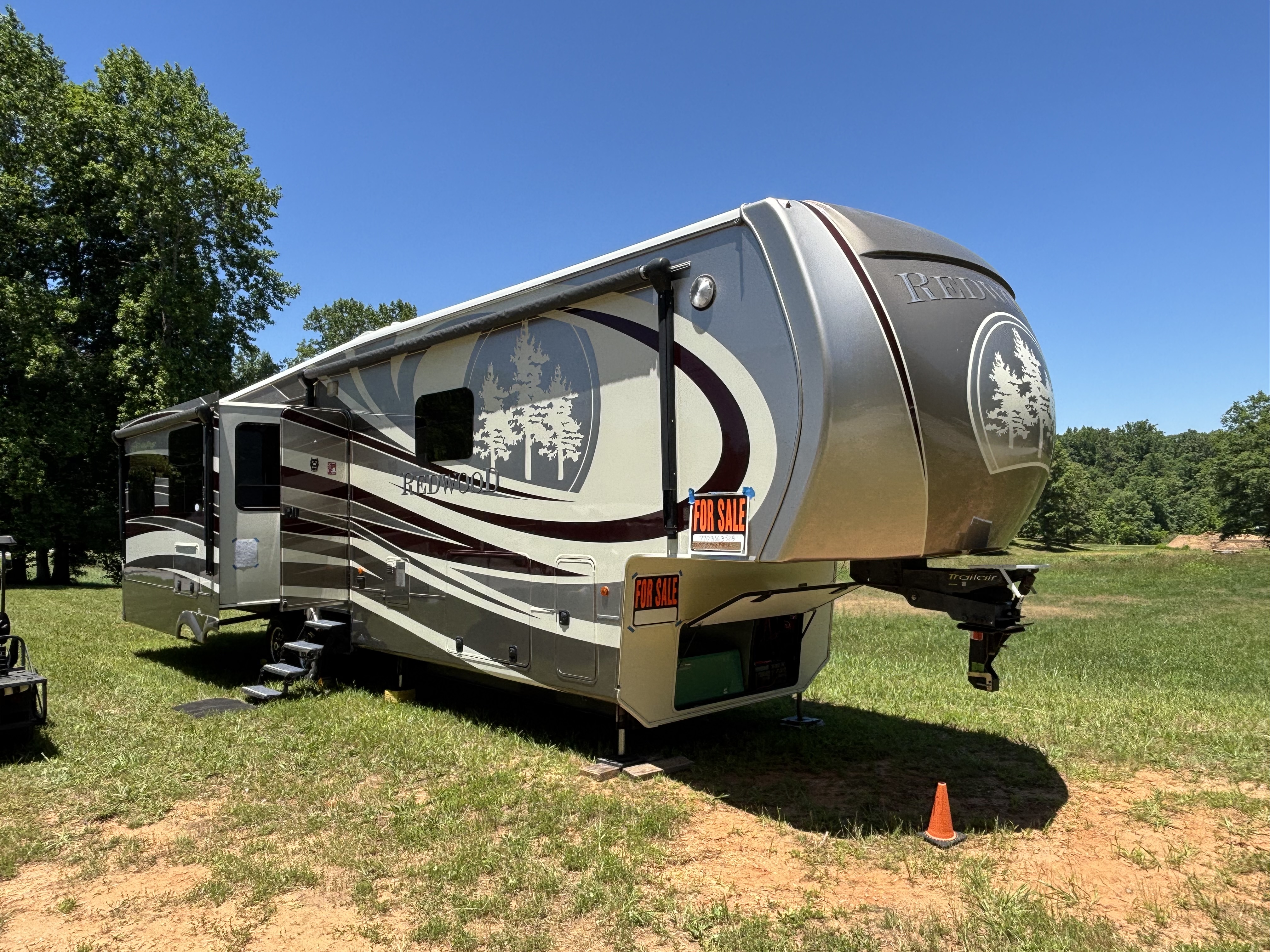 2015 Thor Motor Coach REDWOOD 39MB in cumming GA
