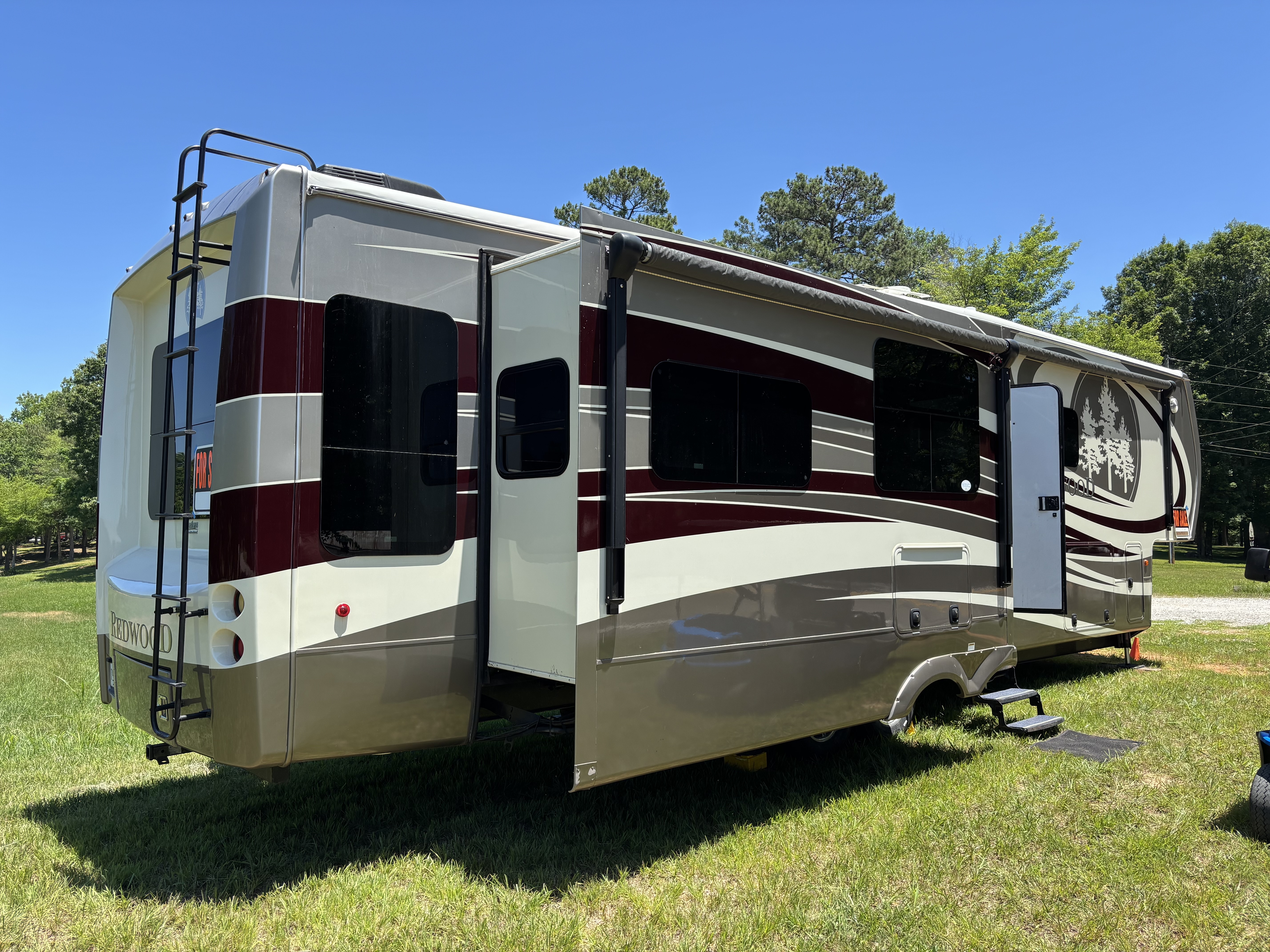 2015 Thor Motor Coach REDWOOD 39MB in cumming GA