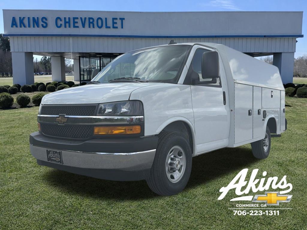 2026 CHEVROLET Express 3500 in Commerce, GA