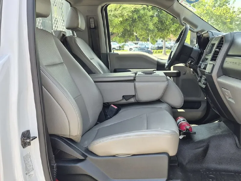 2020 FORD F550