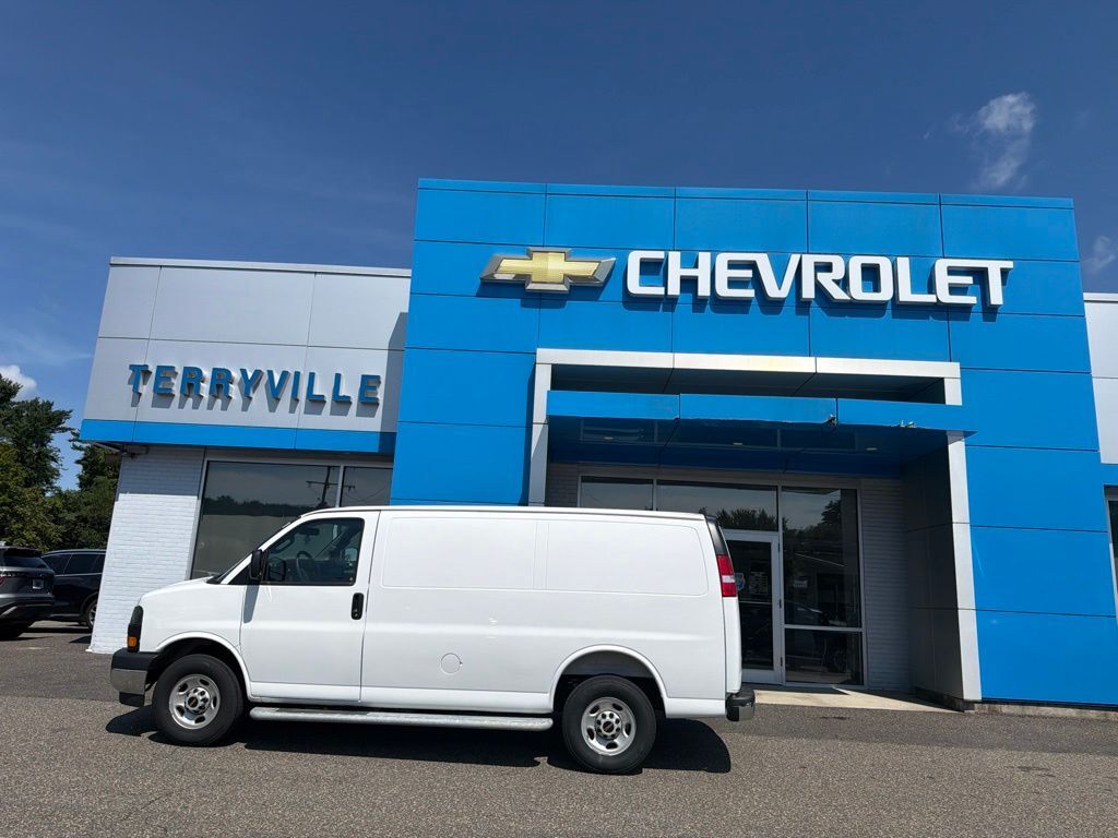 2025 GMC SAVANA in Terryville, CT