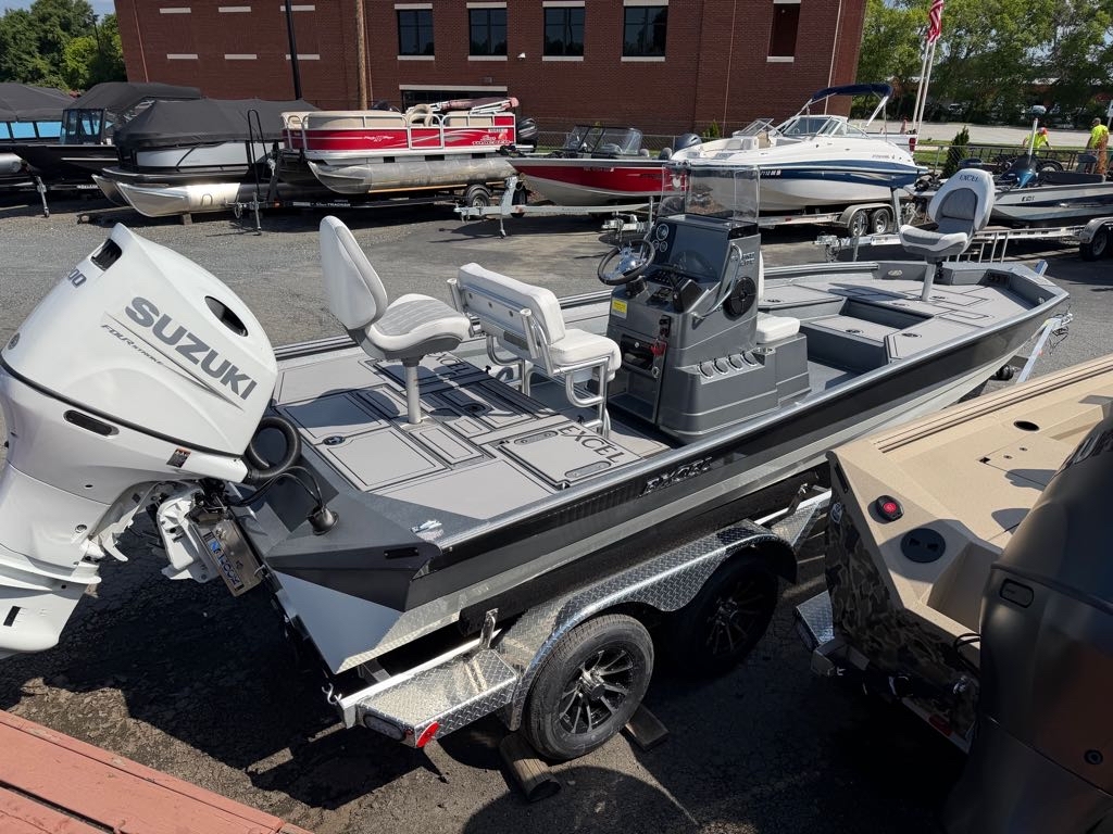 2027 Excel Bay Pro 220 Elite - 200 HP Suzuki in pineville NC
