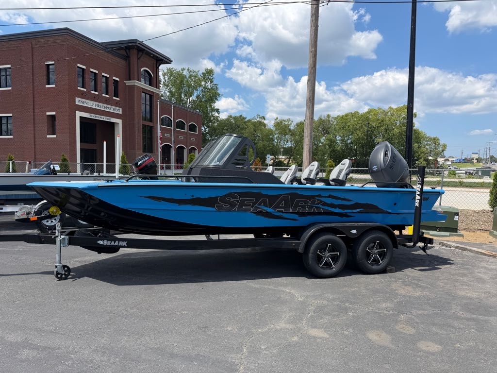 2027 Seaark Protege 200 - 200 HP Suzuki in pineville NC
