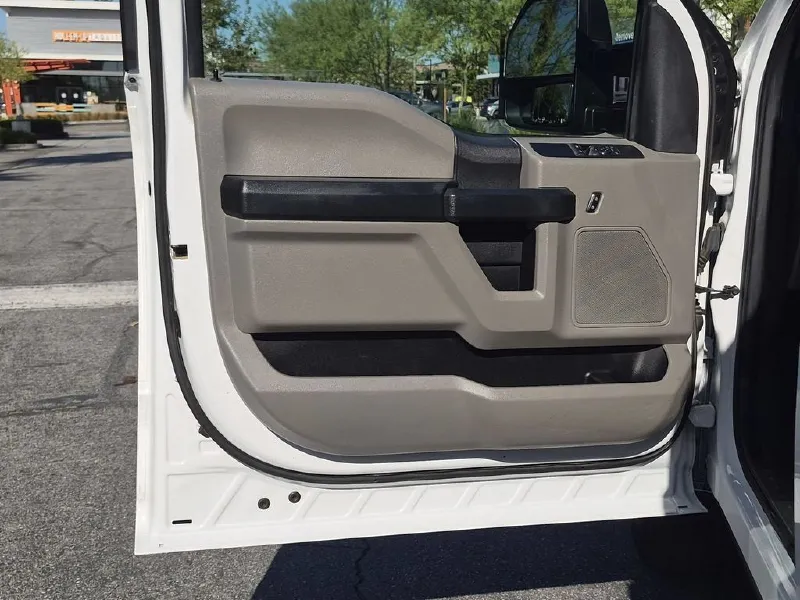 2022 FORD F350