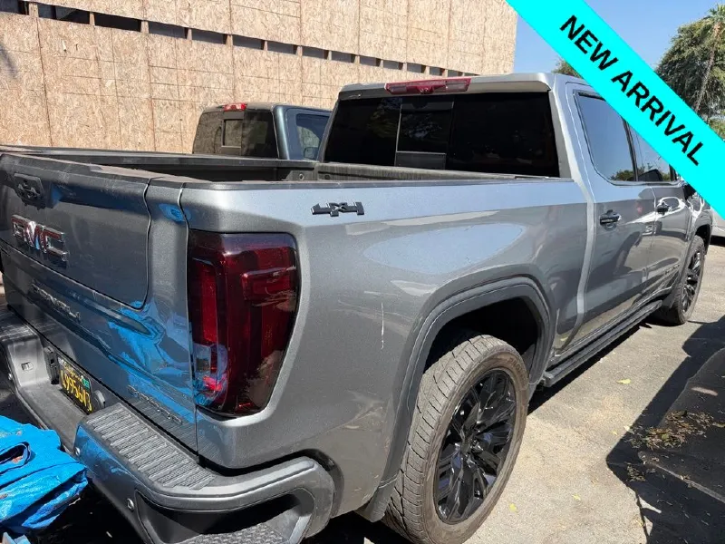 2023 GMC SIERRA