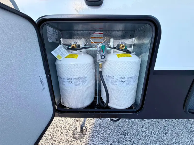2027 KZ RV Durango D321RKT