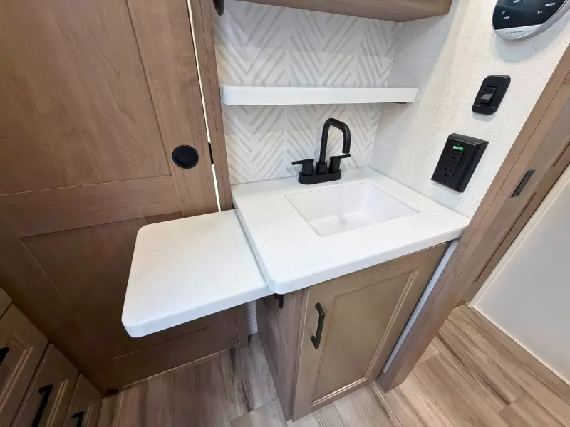 2027 KZ RV Durango D321RKT