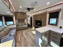 2027 KZ RV Durango D321RKT